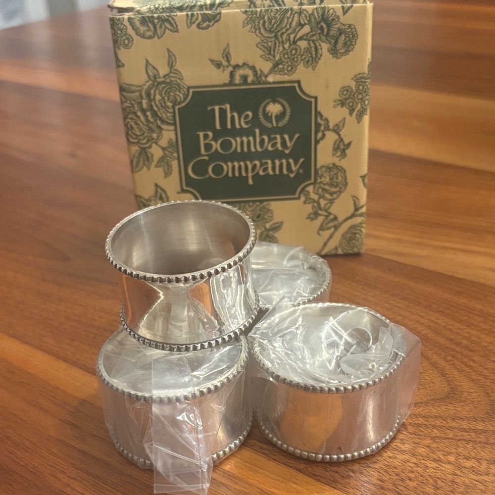 The Bombay Company Beaded Napkin Ring Silver Tone Set of 4 Made in India 3100716